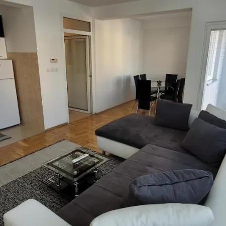 Vodno Modern Flat M&m *