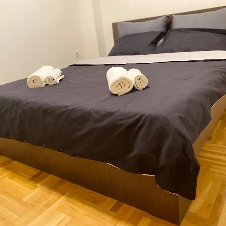 Vodno Modern Flat M&m